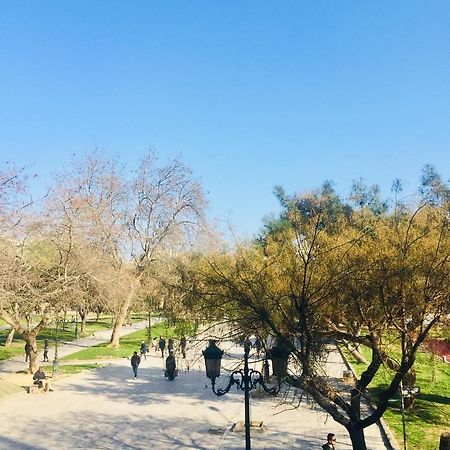 Esther Isimeriahomz سالونيك المظهر الخارجي الصورة